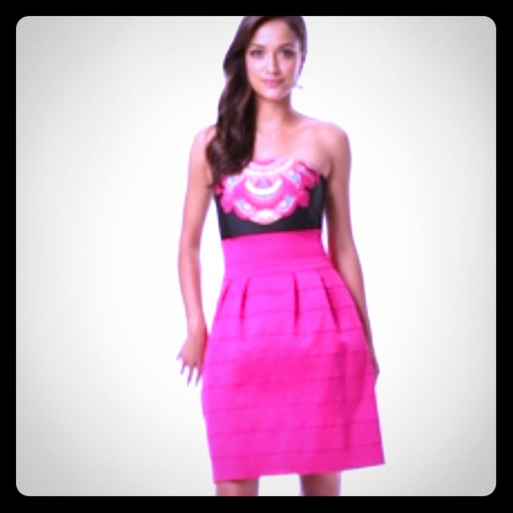 The limited strapless dress